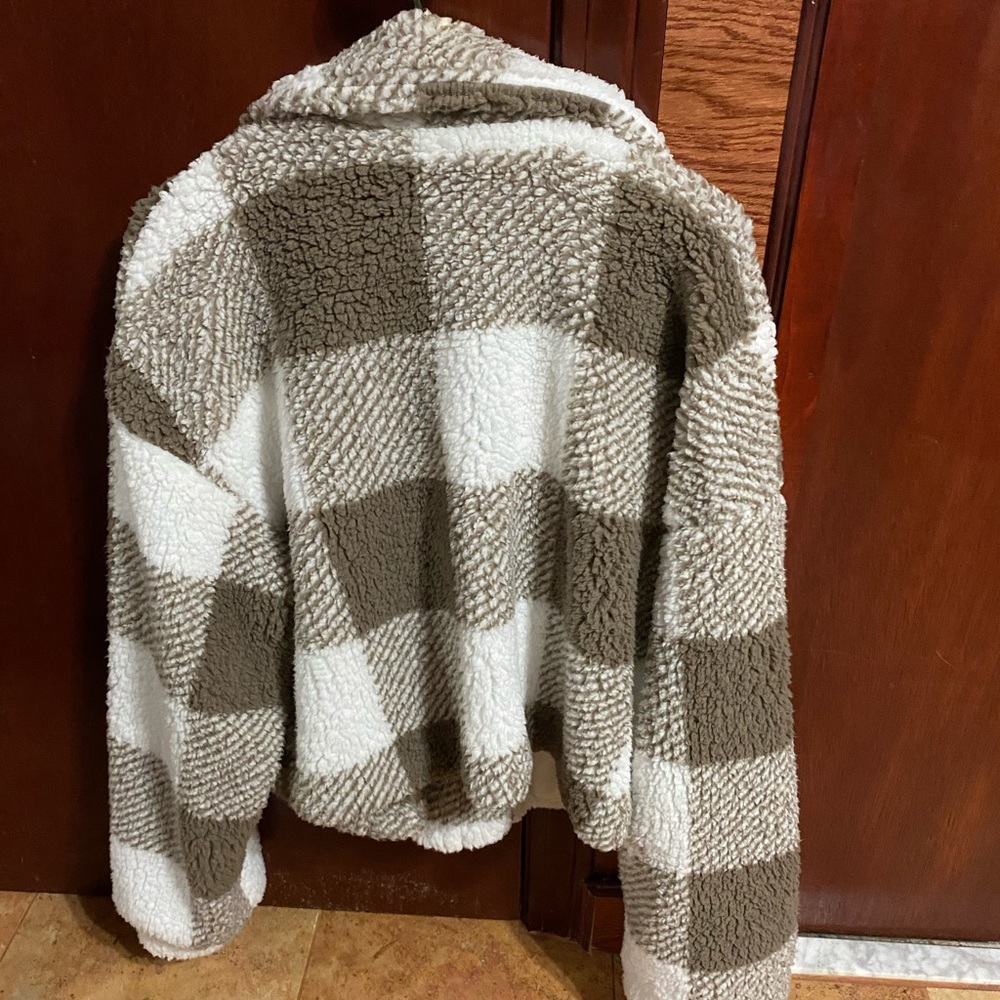 Sherpa Checkered Cropped Jacket - image 2